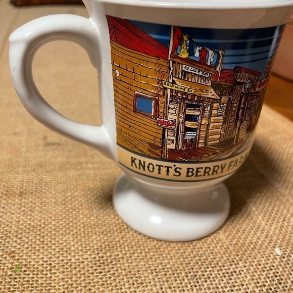 Knotts Berry Farm Collectible Mug - Picture 3 of 5